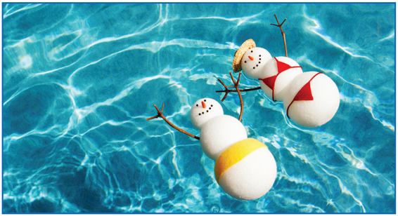 GLAMOUR_DEC_SnowmenInPool